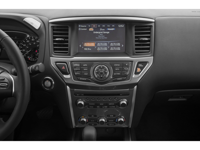 2019 Nissan Pathfinder Platinum