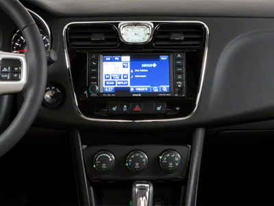 2011 Chrysler 200 Touring
