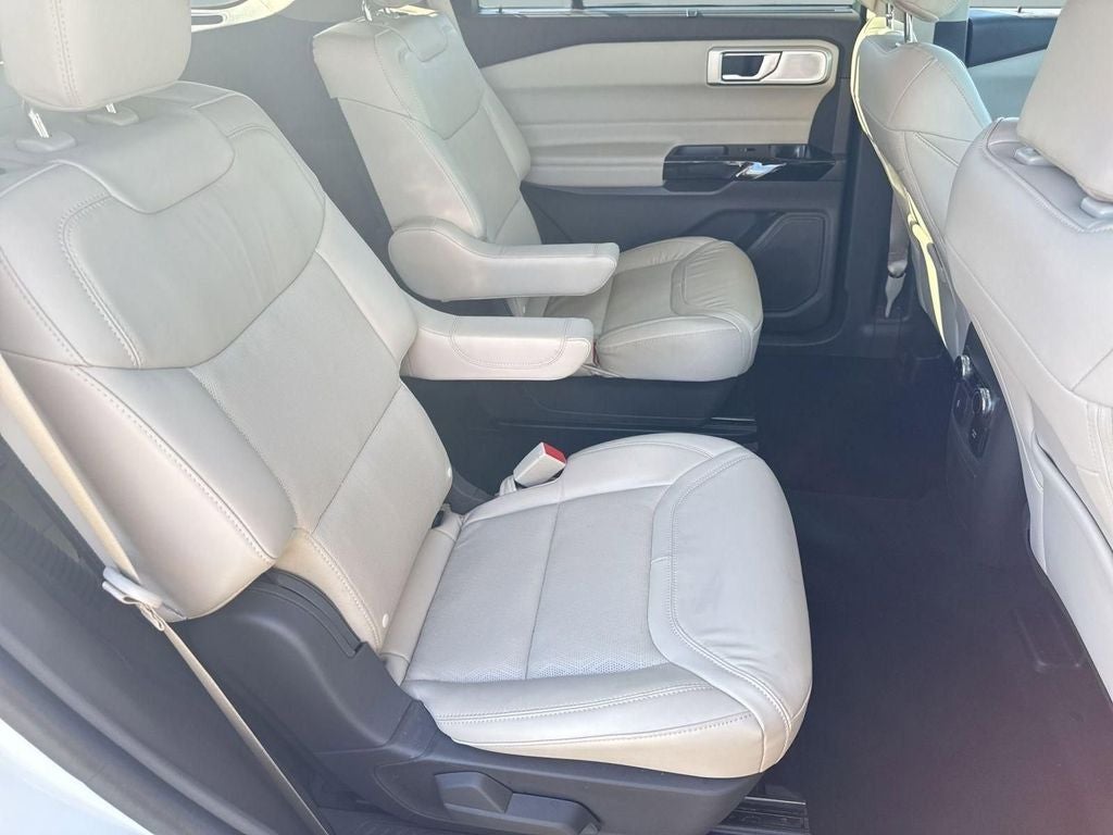 2023 Ford Explorer Platinum