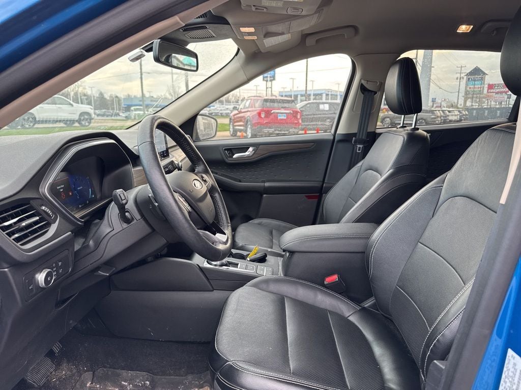2020 Ford Escape Titanium