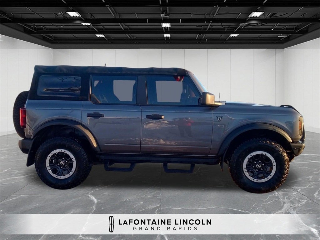 2021 Ford Bronco Base