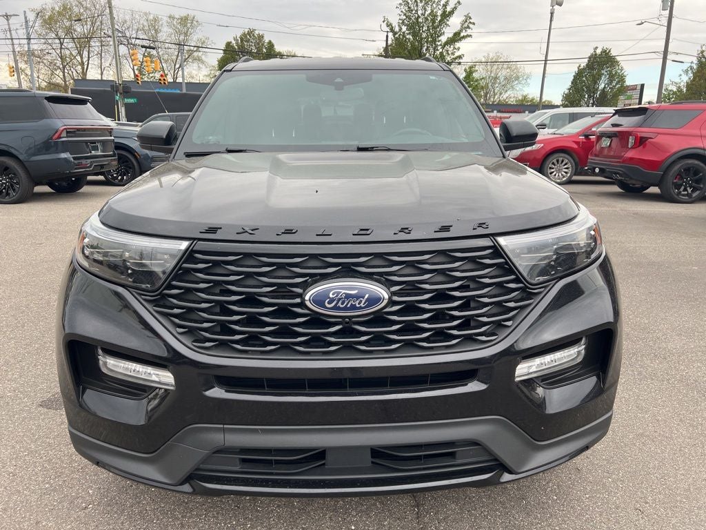 2022 Ford Explorer ST-Line
