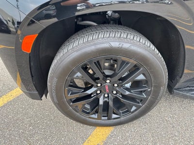 2024 GMC Yukon SLT