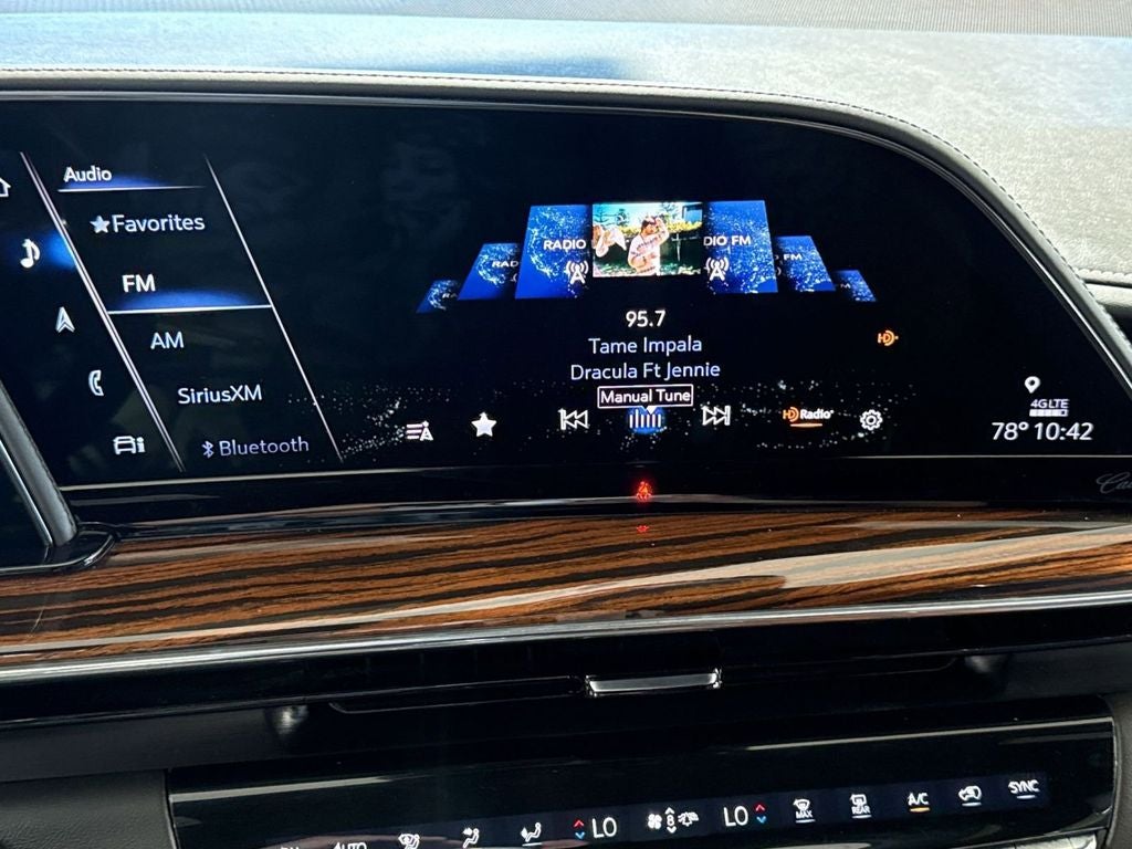 2021 Cadillac Escalade ESV Premium