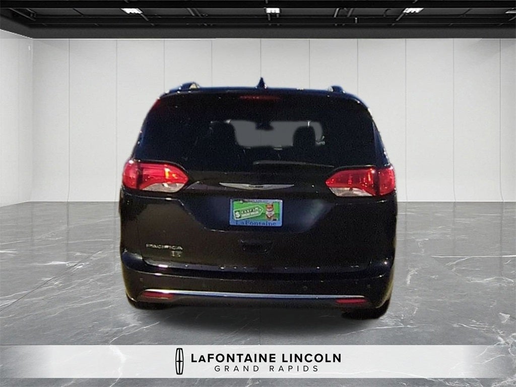 2020 Chrysler Pacifica Touring L Plus