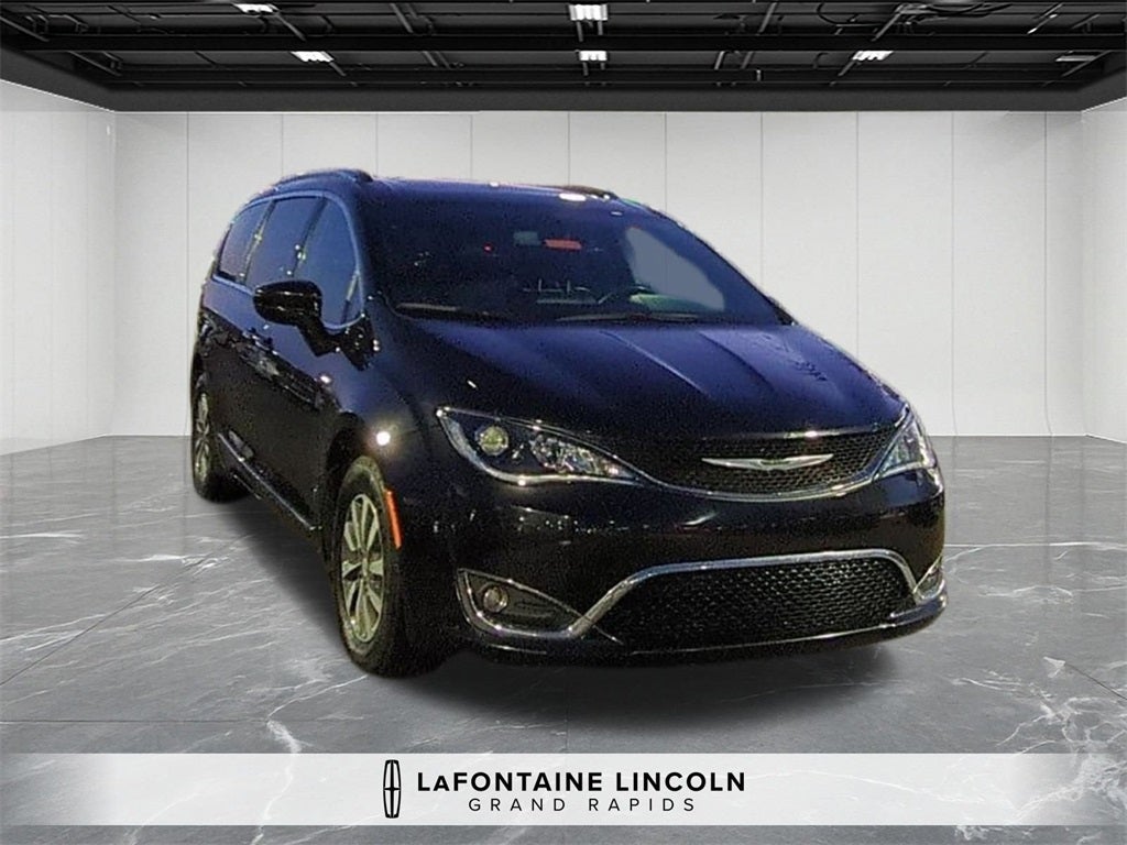 2020 Chrysler Pacifica Touring L Plus