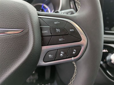 2025 Chrysler Pacifica Hybrid Select