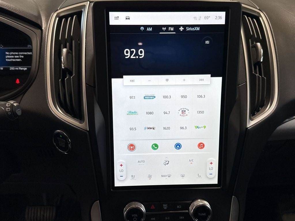 2022 Ford Edge SEL