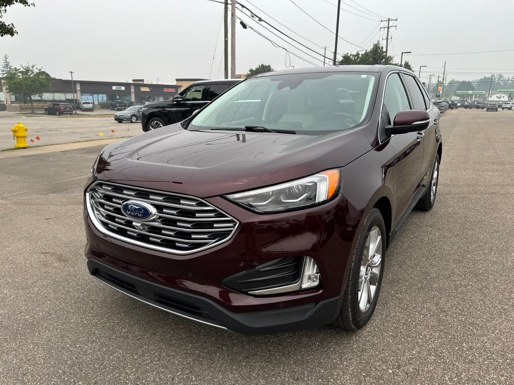 2022 Ford Edge Titanium
