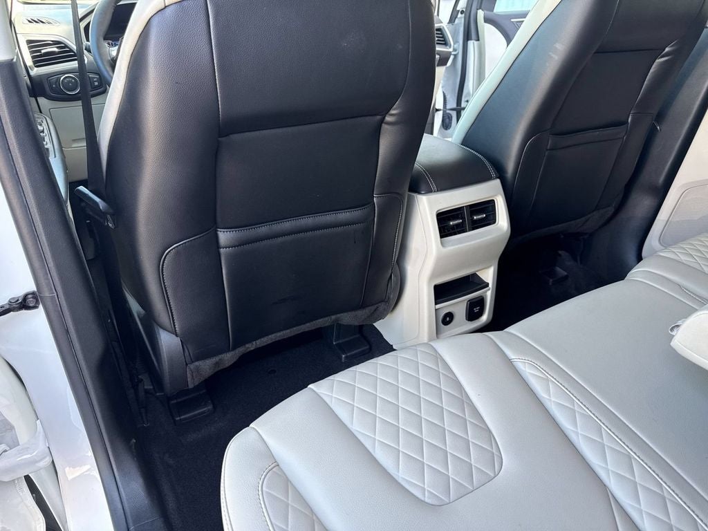 2023 Ford Edge Titanium