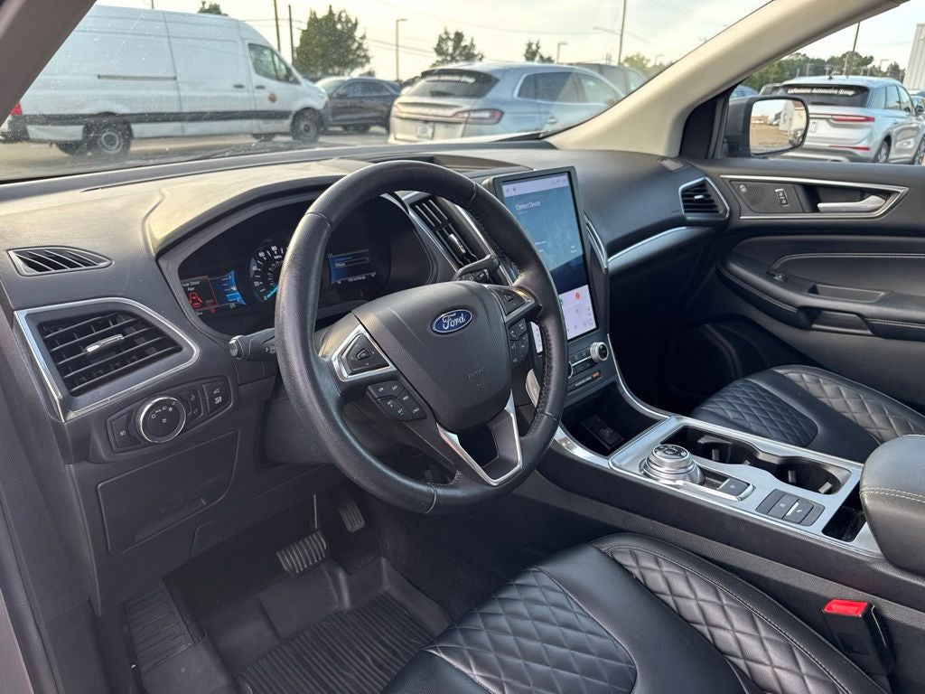 2023 Ford Edge Titanium