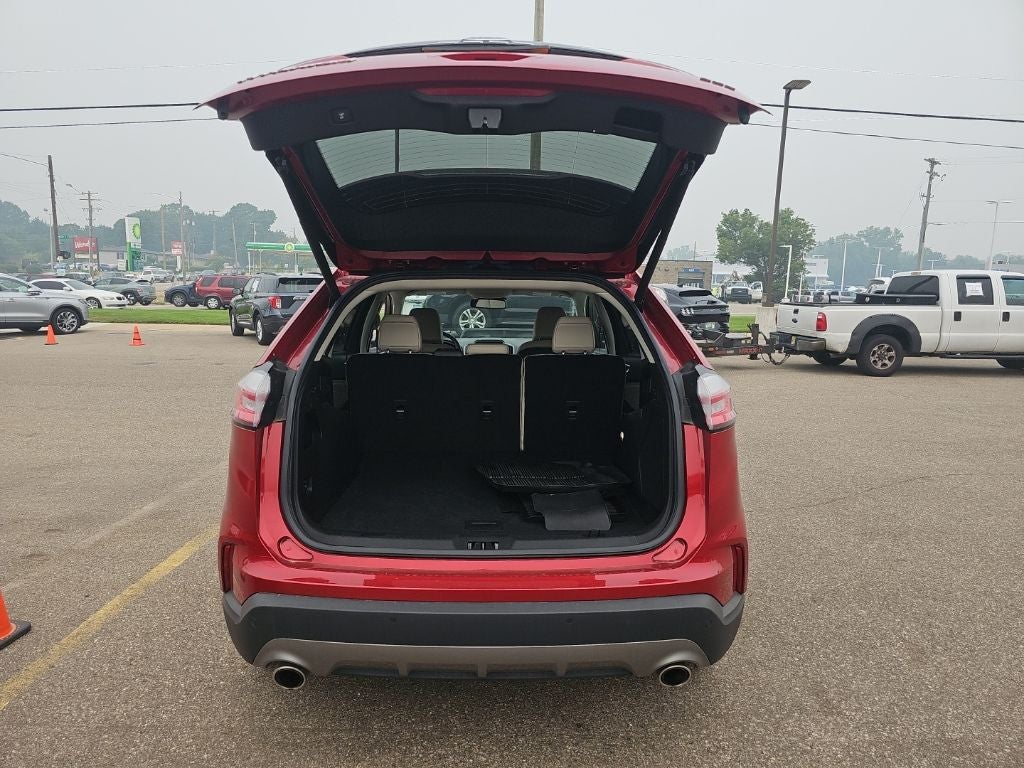 2023 Ford Edge Titanium
