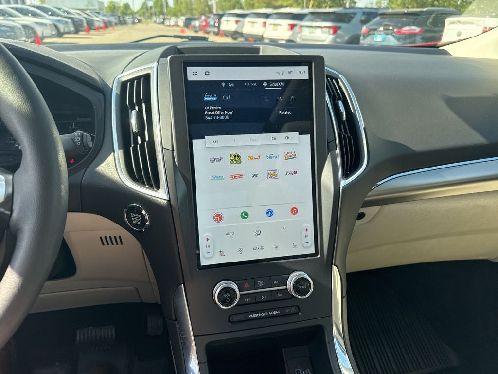 2024 Ford Edge Titanium
