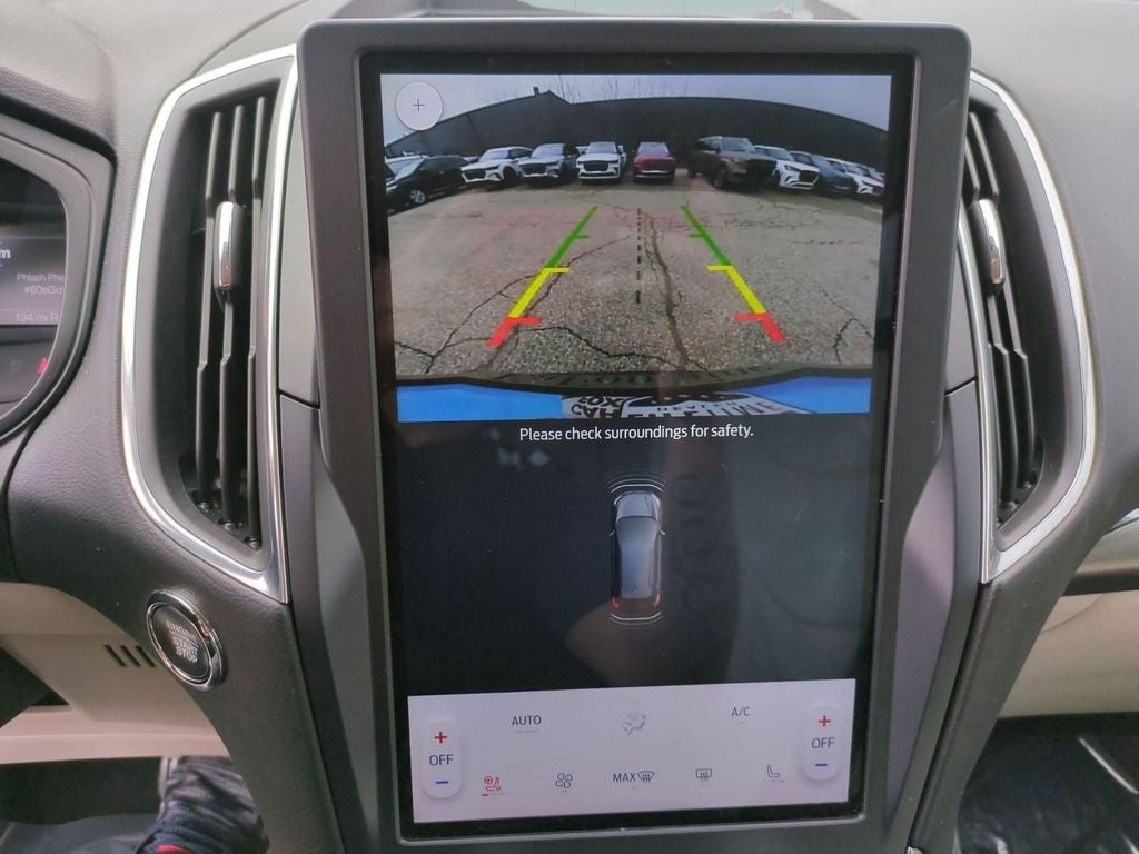 2023 Ford Edge Titanium