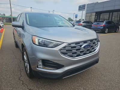 2023 Ford Edge Titanium