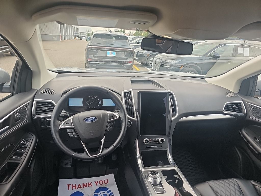 2023 Ford Edge Titanium