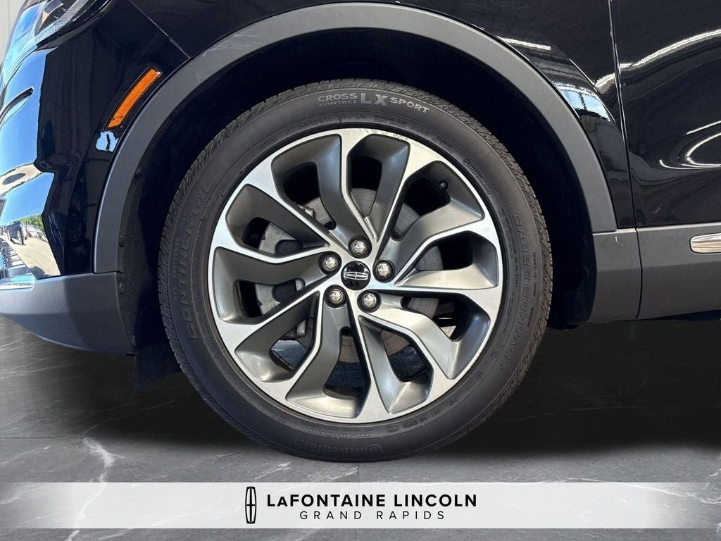 2022 Lincoln Nautilus Reserve