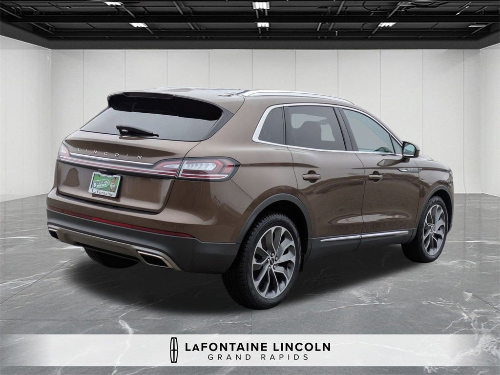 2022 Lincoln Nautilus Reserve