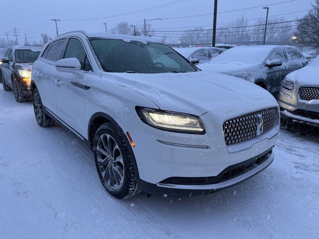 2022 Lincoln Nautilus Reserve