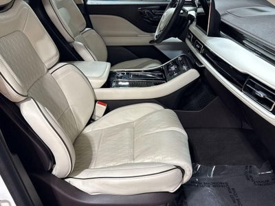 2023 Lincoln Aviator Black Label