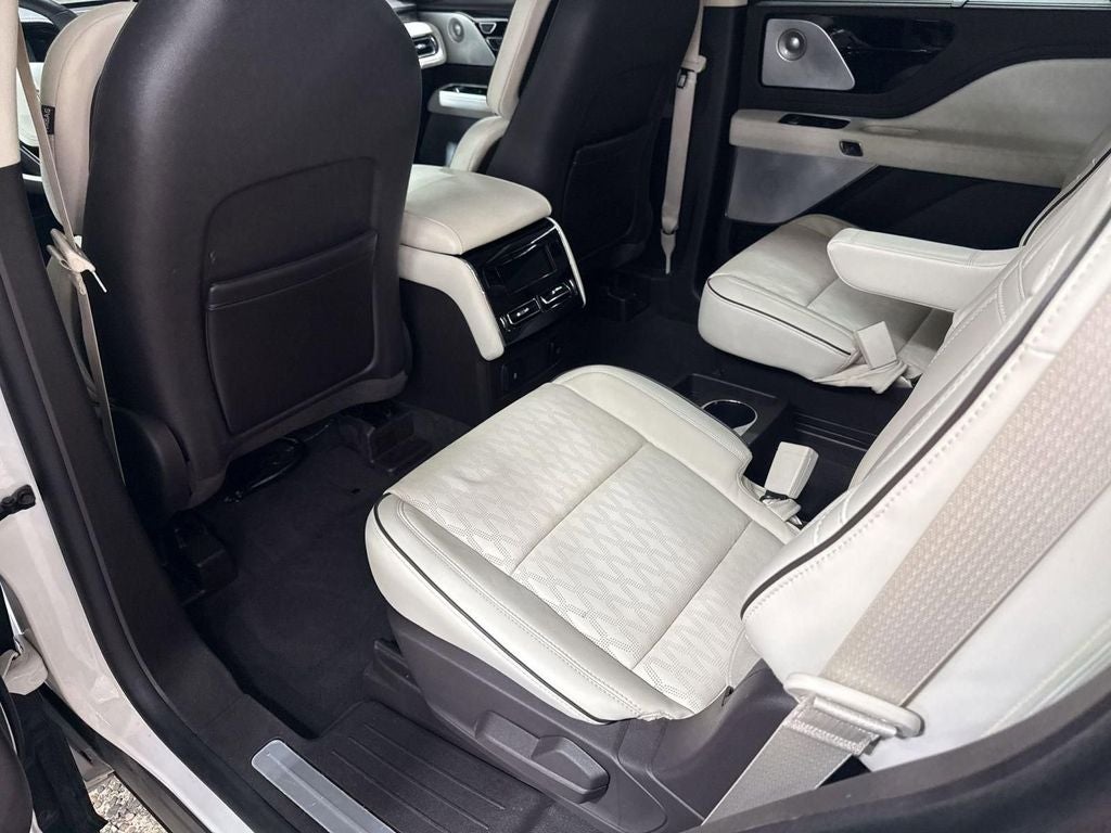 2023 Lincoln Aviator Black Label