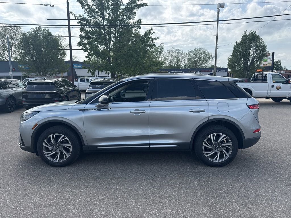 2023 Lincoln Corsair Standard