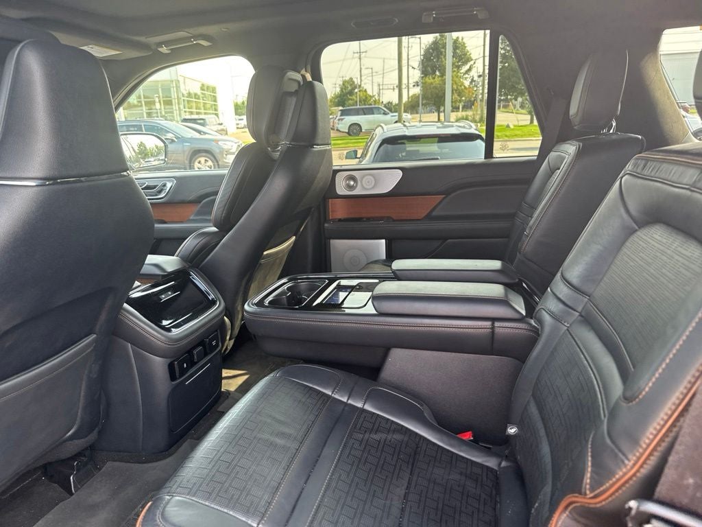 2024 Lincoln Navigator Black Label