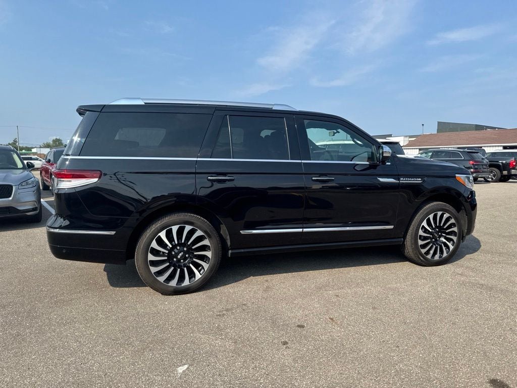 2024 Lincoln Navigator Black Label