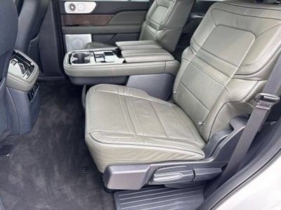 2024 Lincoln Navigator Black Label