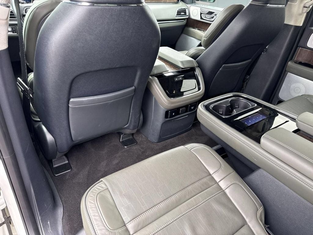 2024 Lincoln Navigator Black Label