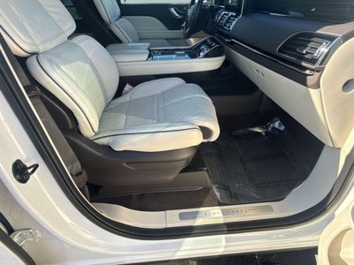 2023 Lincoln Navigator Black Label