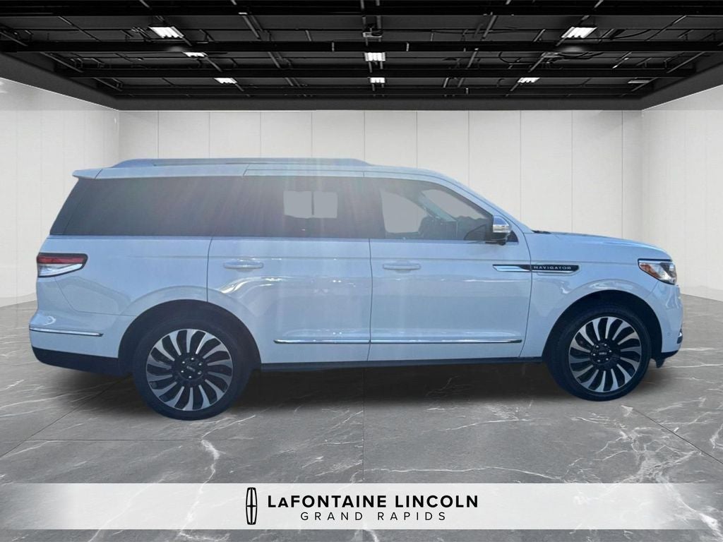 2023 Lincoln Navigator Black Label