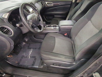 2020 Nissan Pathfinder SV