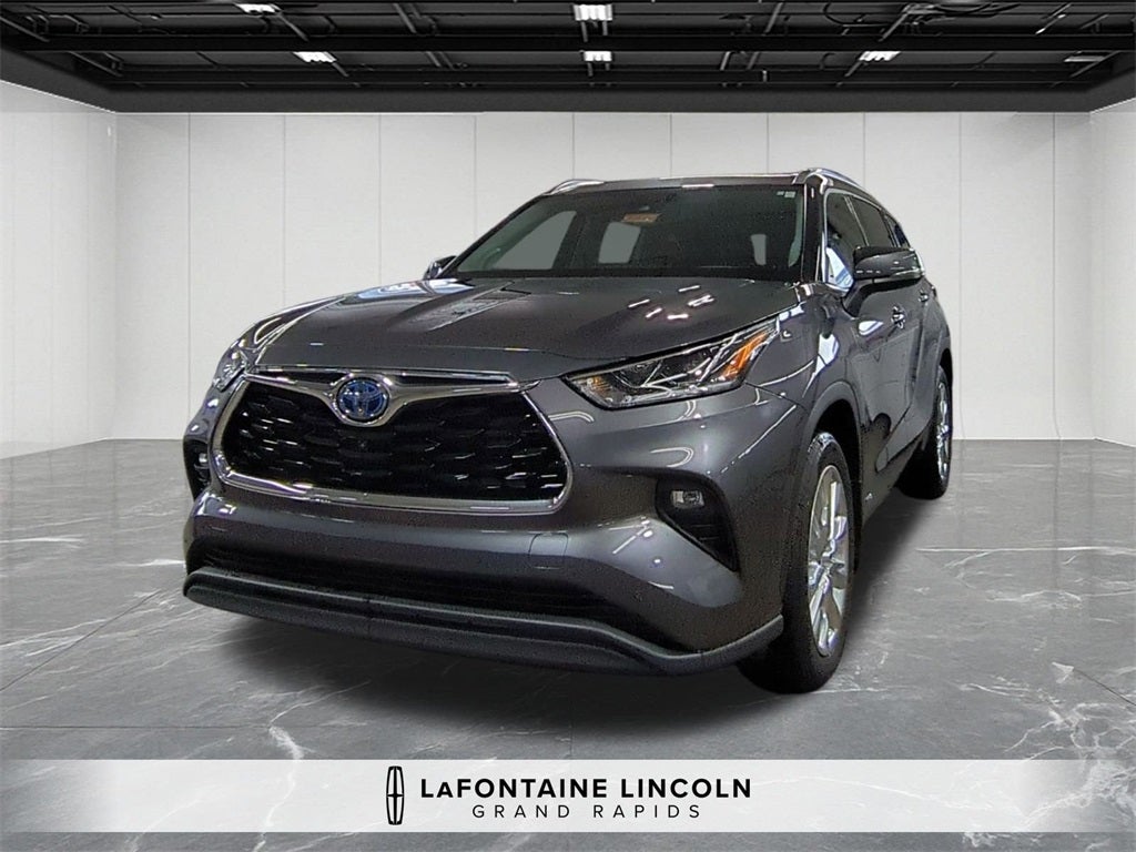 2022 Toyota Highlander Hybrid Limited