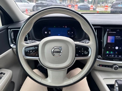2024 Volvo S60 B5 Core Dark Theme