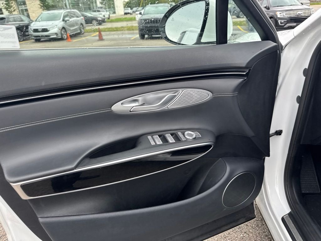2025 Genesis GV70 2.5T