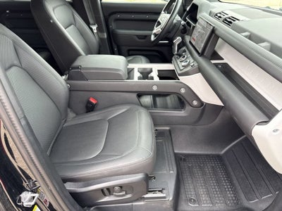 2025 Land Rover Defender 110 S