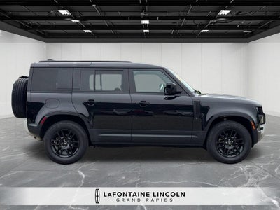 2025 Land Rover Defender 110 S