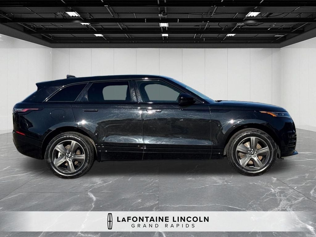 2025 Land Rover Range Rover Velar Dynamic SE