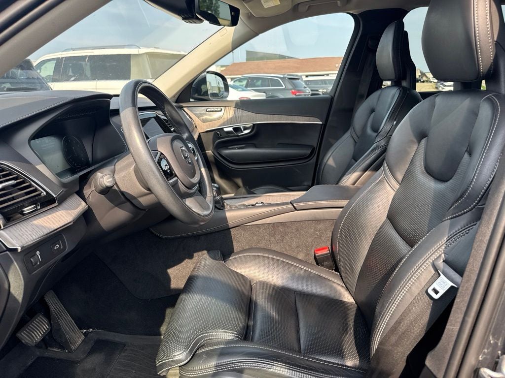 2021 Volvo XC90 T6 Inscription