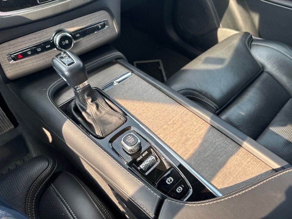2021 Volvo XC90 T6 Inscription