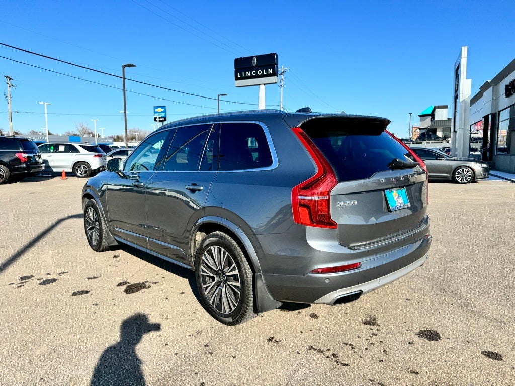 2020 Volvo XC90 T6 Momentum