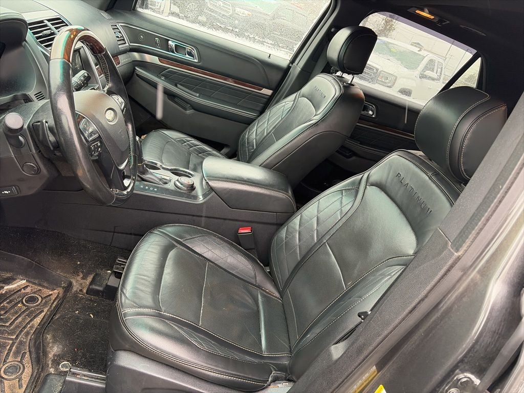 2017 Ford Explorer Platinum