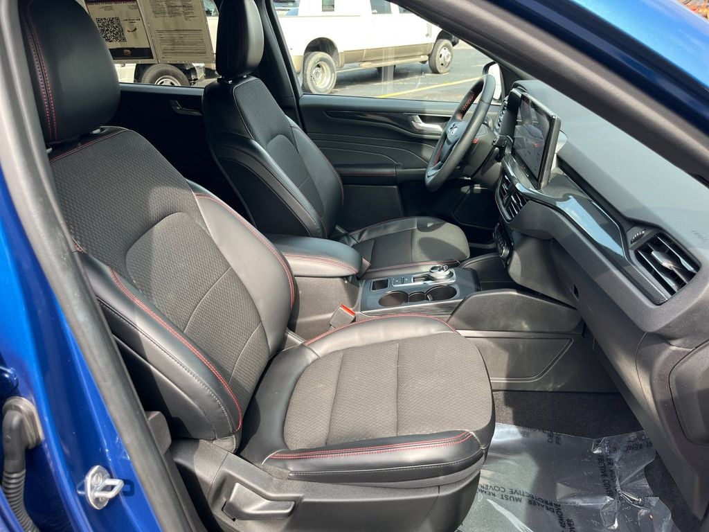 2023 Ford Escape ST-Line Select