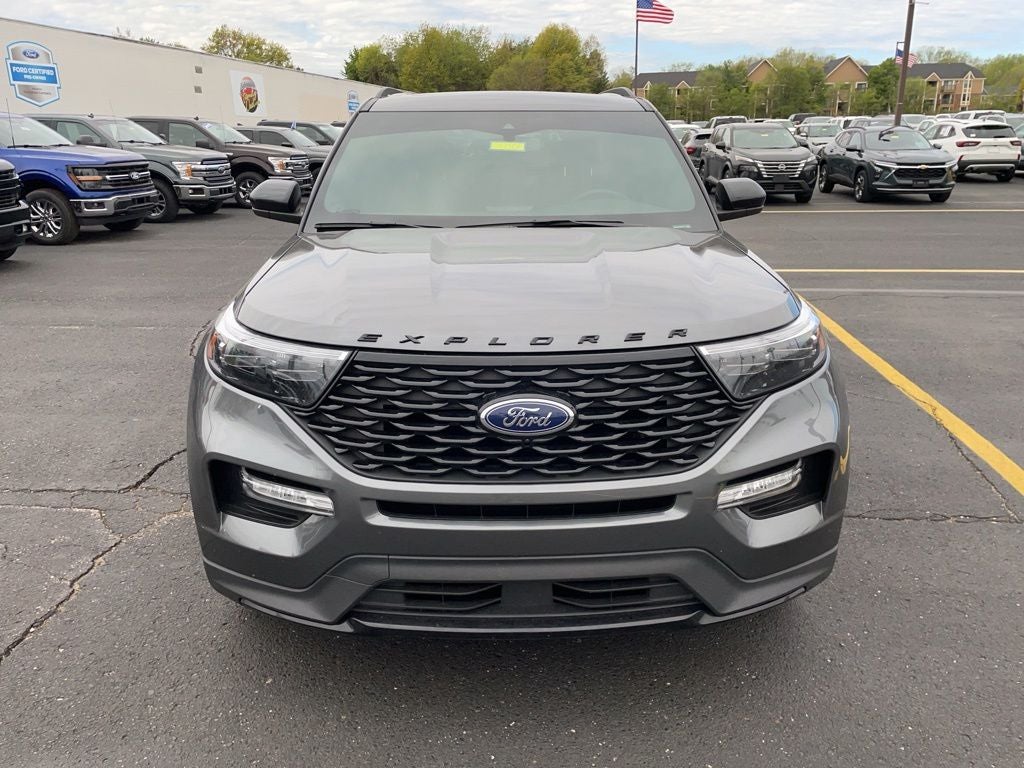 2023 Ford Explorer ST-Line
