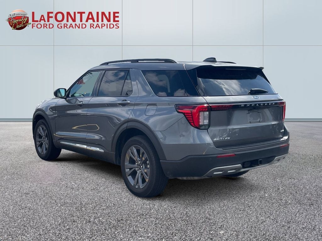 2025 Ford Explorer Active