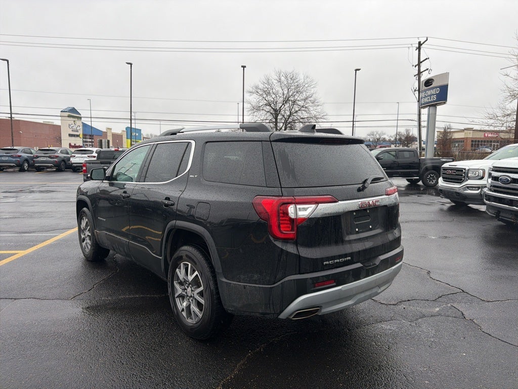 2023 GMC Acadia SLT