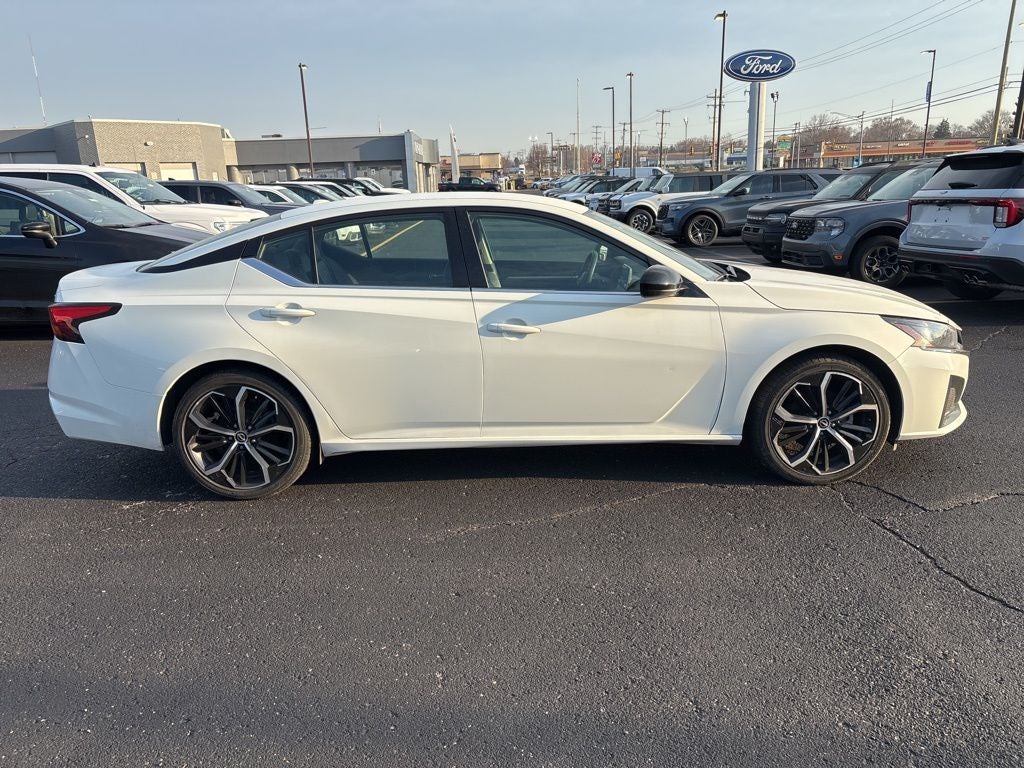 2025 Nissan Altima 2.5 SR