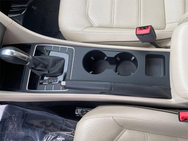 2017 Volkswagen Passat 1.8T R-Line