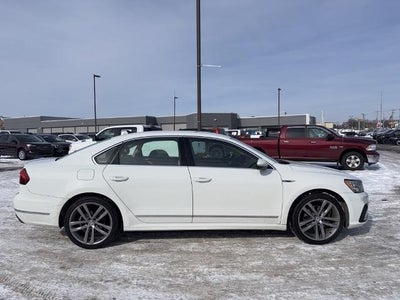 2017 Volkswagen Passat 1.8T R-Line